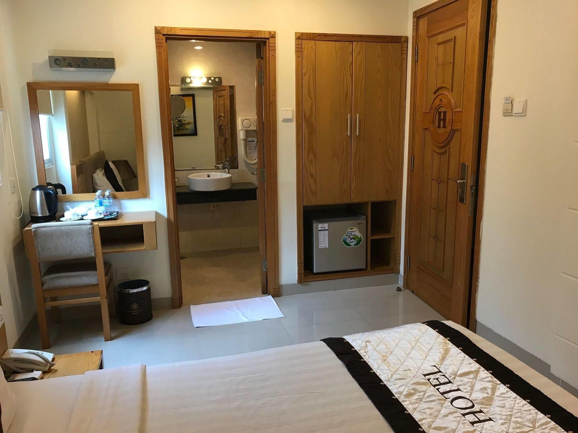 Gia Huy Hotel Ho Chi Minh City Bagian luar foto